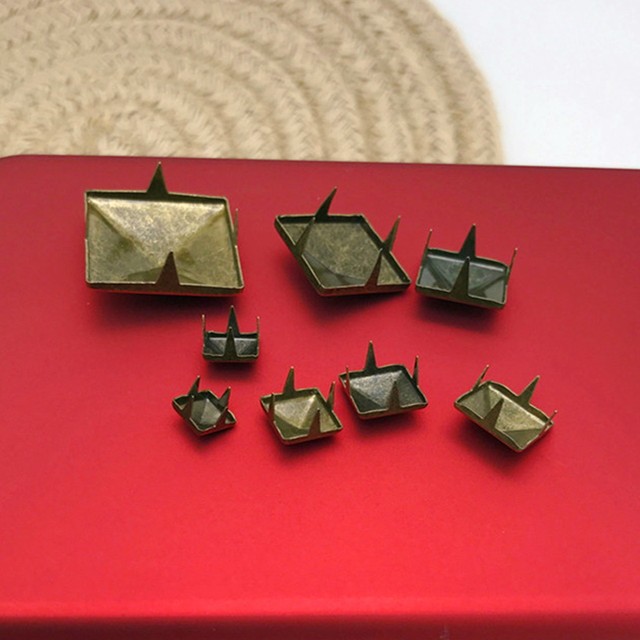 Bronze Pyramid 4 Claws Rviets For Leather Craft Square Rivet Studs